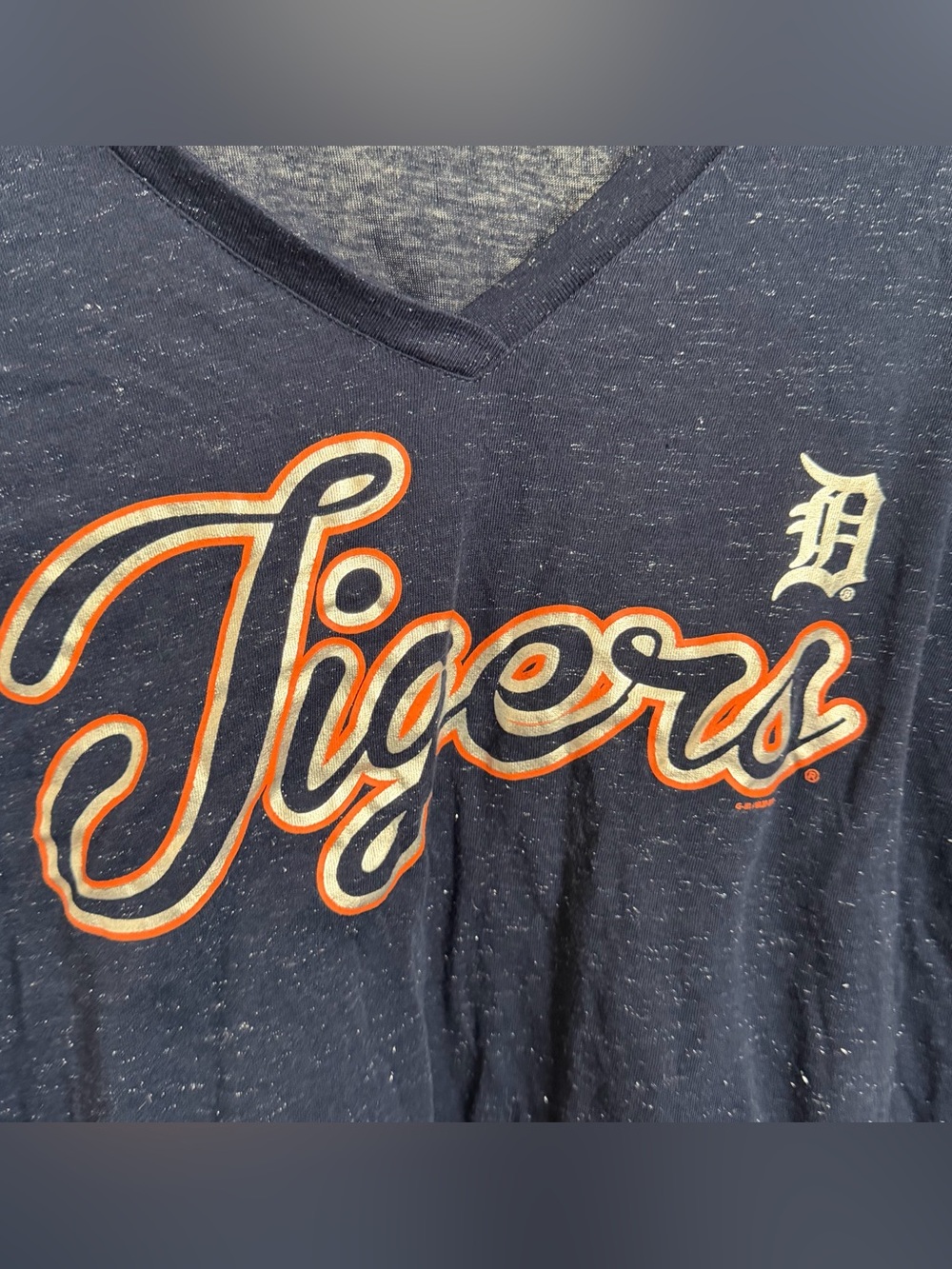 Detroit Tiger Plus Size V-Neck sparkle T-shirt